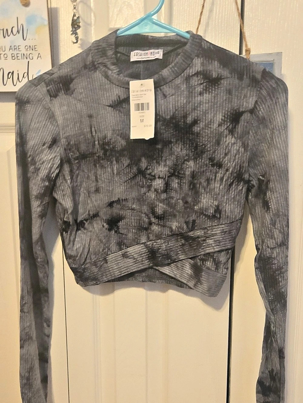 Fashion Nova Disorderly Skirt Set Abstract Long Sleeve Crop Top Gray Medium NWT